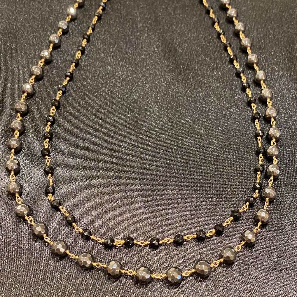 Black Onyx and Hematite Beaded Necklace Gold Tone Wire
